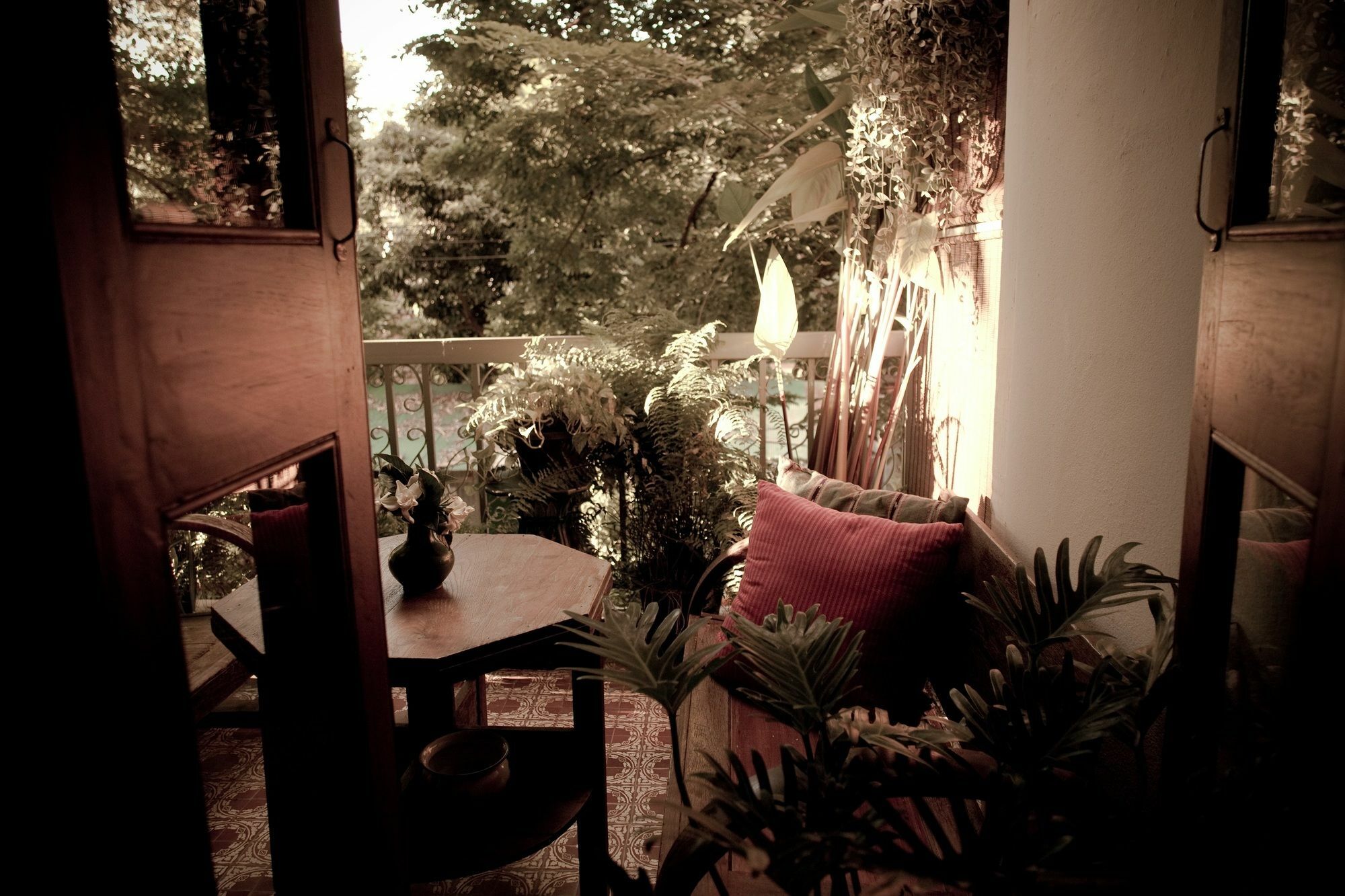 בנגקוק The Asadang Bed And Breakfast מראה חיצוני תמונה