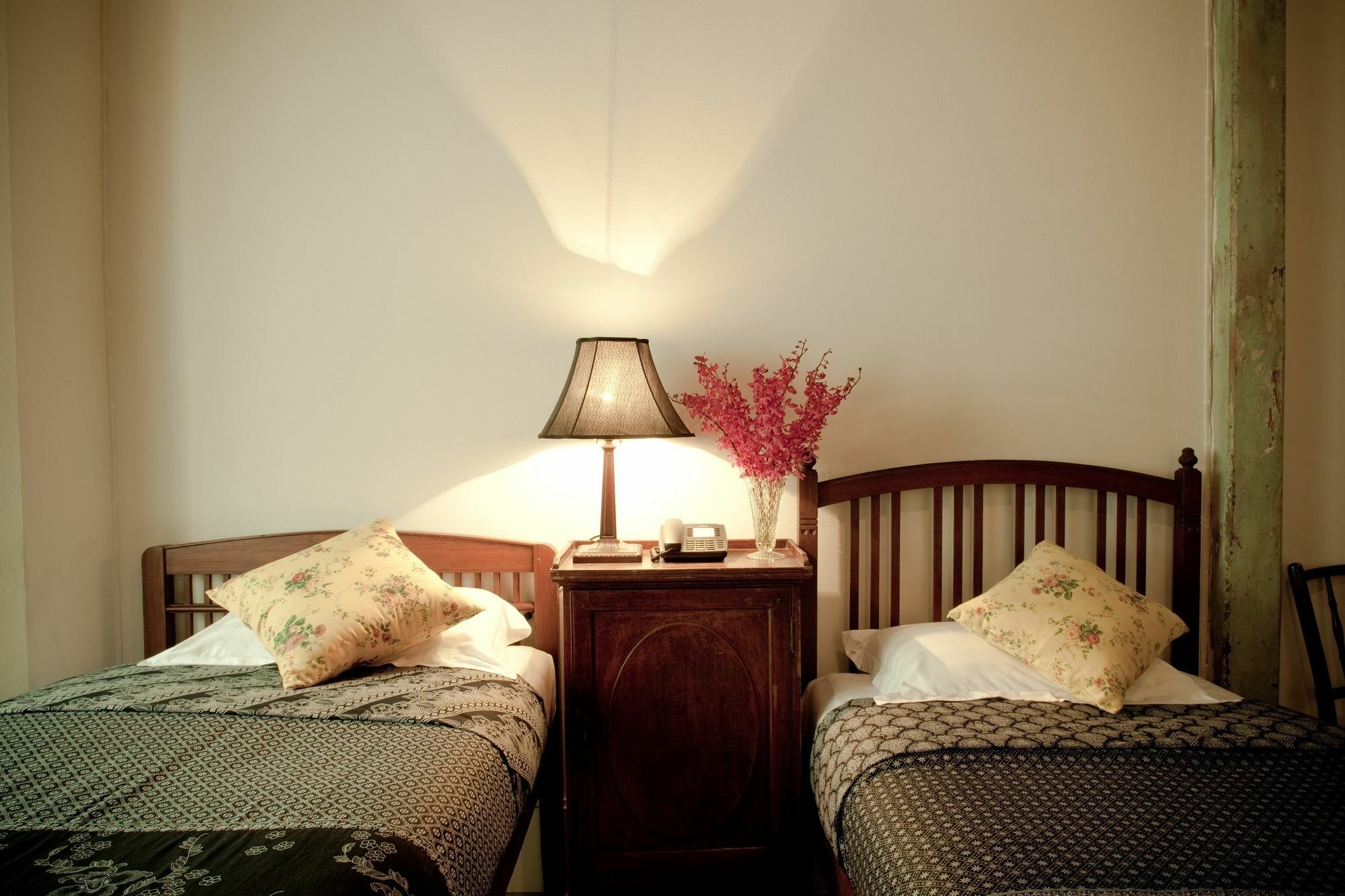 בנגקוק The Asadang Bed And Breakfast מראה חיצוני תמונה